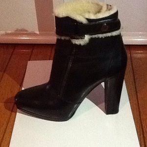 Belstaff black real leather & real shearling bo…
